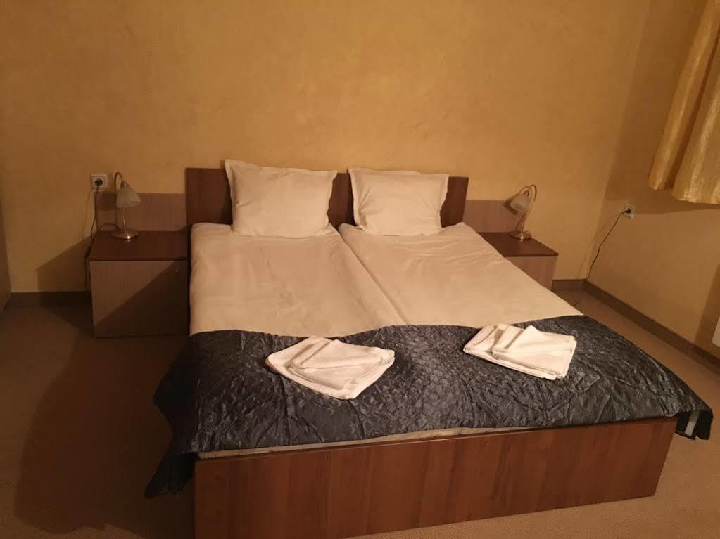 Bistrica Hotel Samokov Bagian luar foto